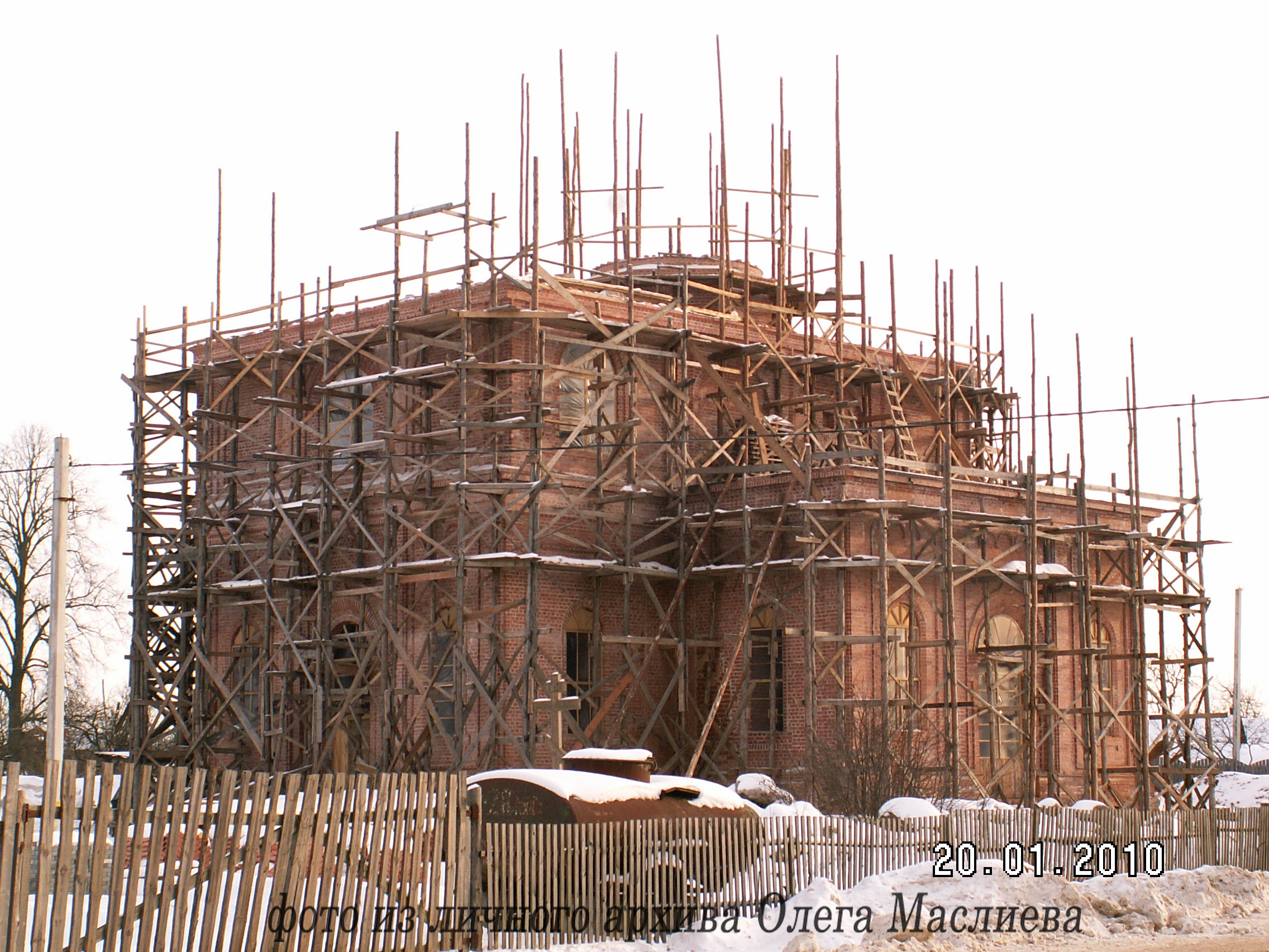 Храм. Фото 20.01.2010 г. Маслиев О.И.
