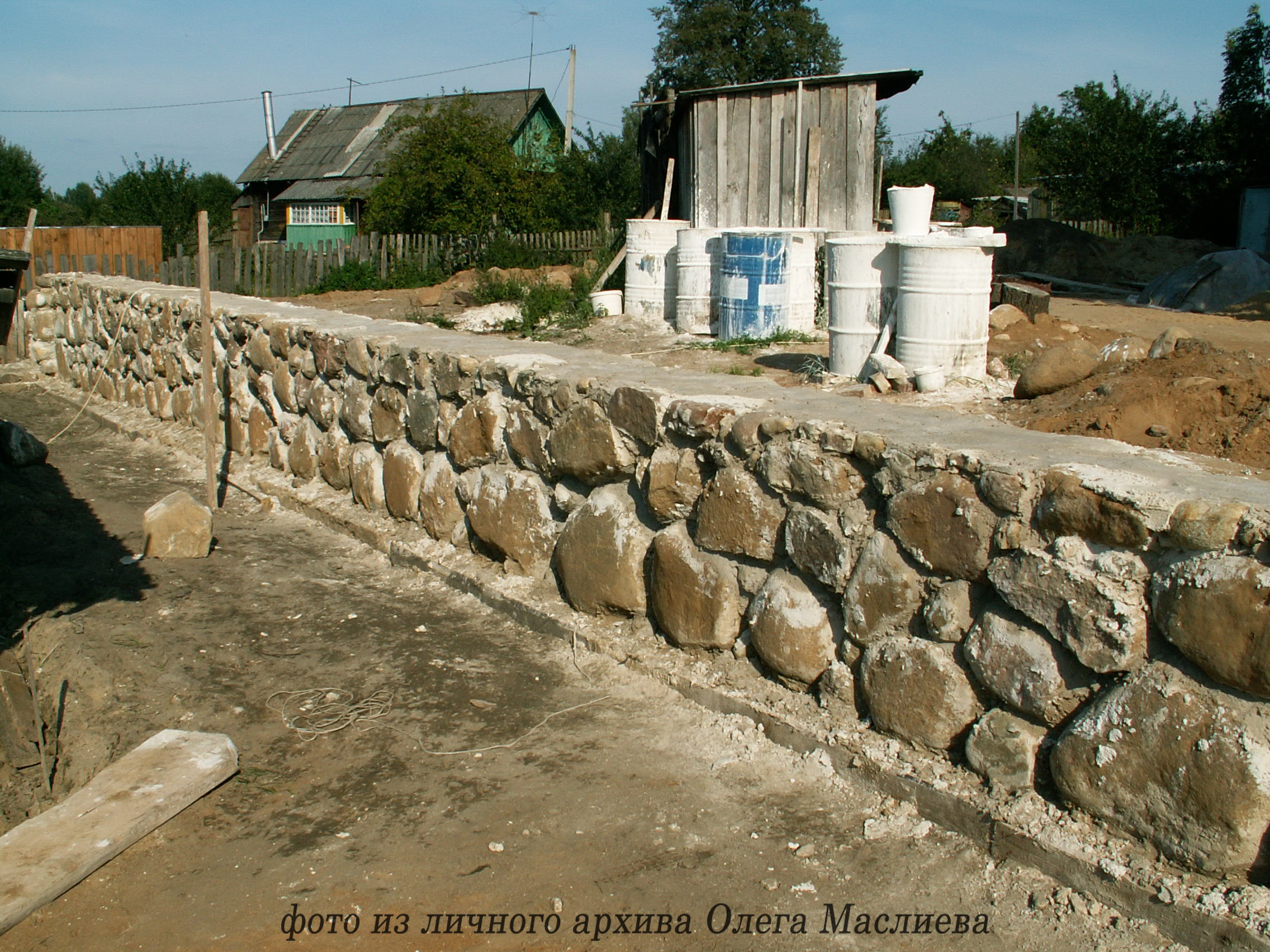  Возведение фундаментов храма. Фото Лето 2012 г. Маслиев О.И.